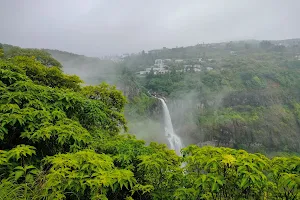 Lingmala Waterfall Point image