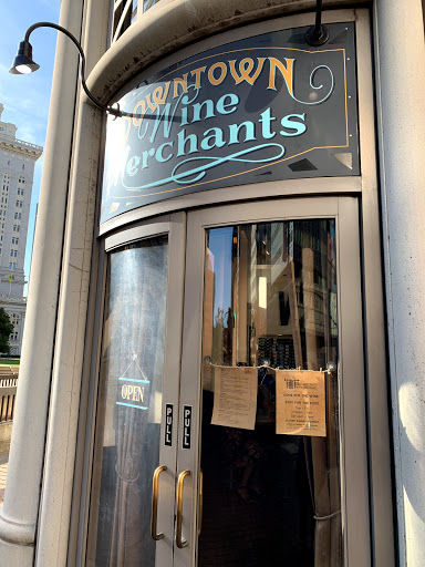Wine Bar «Downtown Wine Merchants», reviews and photos, 102 Frank H Ogawa Plaza, Oakland, CA 94612, USA