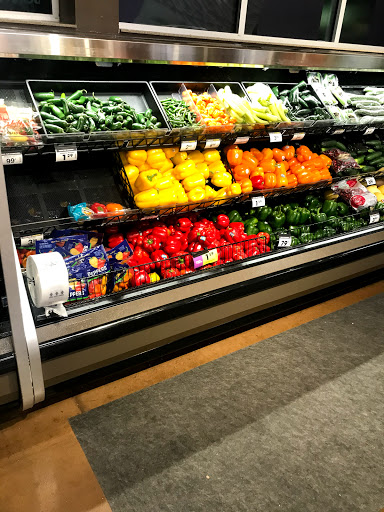 Grocery Store «Kroger», reviews and photos, 704 Euclid Ave, Lexington, KY 40502, USA