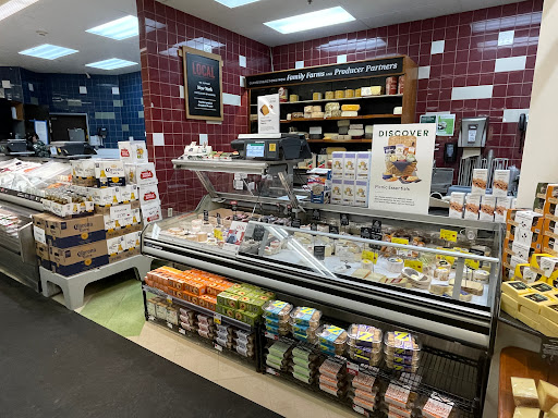 Grocery Store «Whole Foods Market», reviews and photos, 2101 Northern Blvd, Manhasset, NY 11030, USA