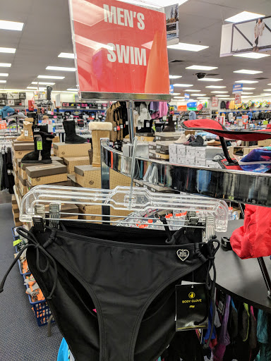 Sporting Goods Store «Big 5 Sporting Goods - McMinnville», reviews and photos, 2525 OR-99W, McMinnville, OR 97128, USA