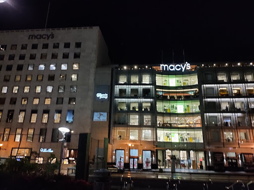 Shopping Mall «Union Square, San Francisco», reviews and photos, 333 Post St, San Francisco, CA 94108, USA
