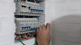 Electricista - ELECTRICIDAD BETANCURT