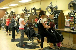 Cutting Edge Salon image