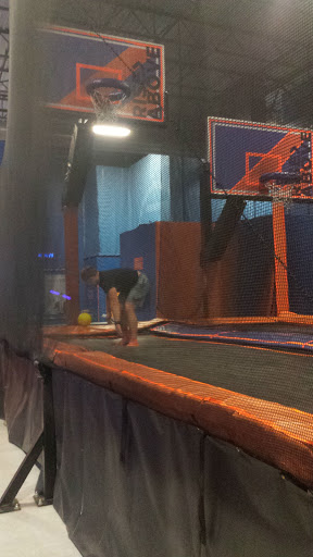 Amusement Center «Sky Zone Trampoline Park - St. Louis (Chesterfield)», reviews and photos, 17379 Edison Ave, Chesterfield, MO 63005, USA