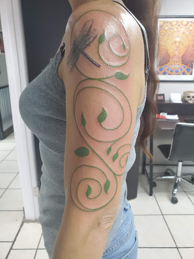 Tattoo Shop «Myrtle Beach Ink Tattoos», reviews and photos, 704 Seaboard St Unit A, Myrtle Beach, SC 29577, USA