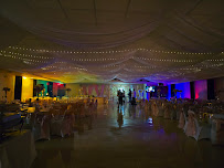 Salon Amistad - Photo 3 - Car repair in West New York, NJ, Yonkers