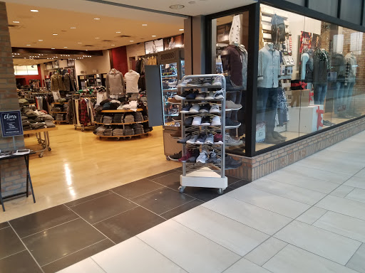 Shopping Mall «Rosedale Center», reviews and photos, 1595 MN-36, Roseville, MN 55113, USA