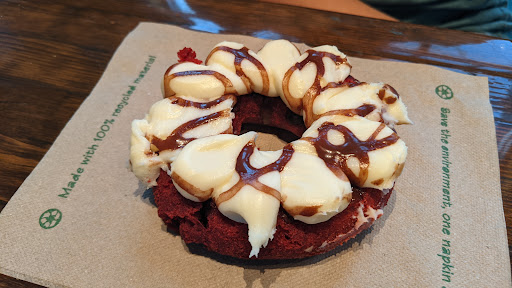 Donut Shop «Hurts Donut», reviews and photos, 5513 Mills Civic Pkwy #105, West Des Moines, IA 50266, USA