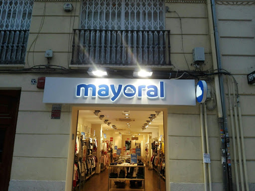 Tiendas de ropa para bebés en València de 2024