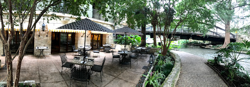 Shopping Mall «Shops at Rivercenter», reviews and photos, 849 E Commerce St, San Antonio, TX 78205, USA