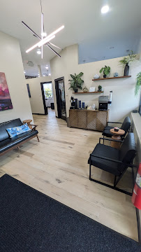 MC Hair Salon Studio - Photo 3 - Car repair in Hudson, NH, Nashua