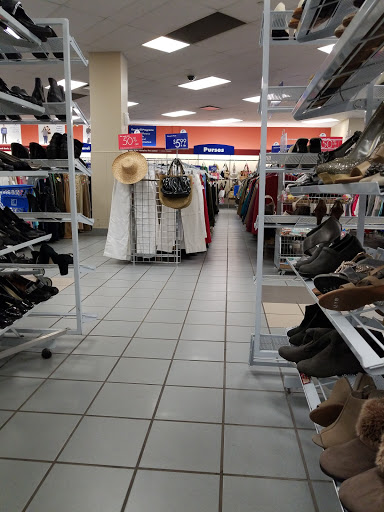 Thrift Store «Goodwill Manchester Store & Donation Station», reviews and photos
