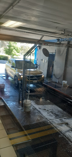 Car Wash «Mission Car Wash & Detail Center.,», reviews and photos, 1101 E Foothill Blvd, Upland, CA 91786, USA