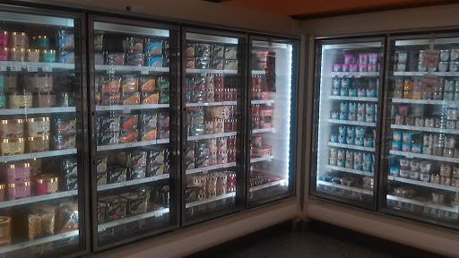 Supermarket «Publix Super Market at Country Club Plaza», reviews and photos, 18496 NW 67th Ave, Hialeah, FL 33015, USA