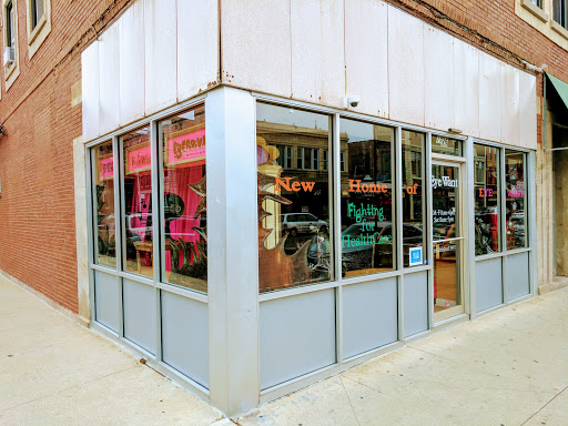 Eye Want, 1726 W Chicago Ave, Chicago, IL 60622, USA, 