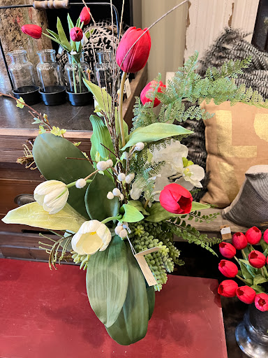 Florist «Floral Designs of Mount Joy», reviews and photos, 102 E Main St, Mount Joy, PA 17552, USA