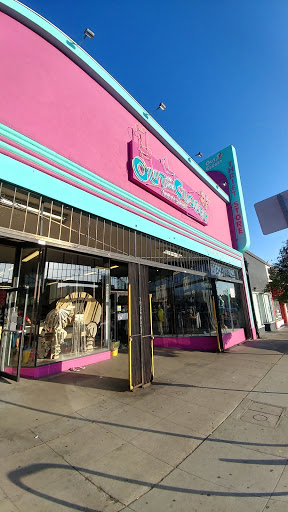 Thrift Store «Out of the Closet Thrift Store», reviews and photos, 1724 Sunset Blvd, Los Angeles, CA 90026, USA