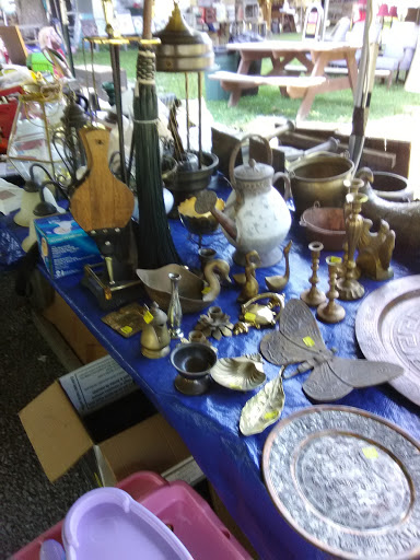 Flea Market «Olde Tyme Flea Market», reviews and photos, 5400 State Rd 46, Nashville, IN 47448, USA