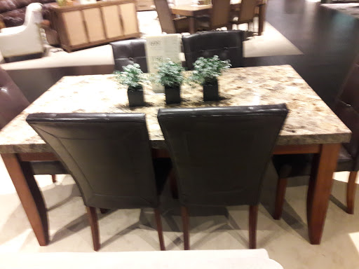 Furniture Store «City Furniture Pembroke Pines», reviews and photos, 11249 Pines Blvd, Pembroke Pines, FL 33026, USA