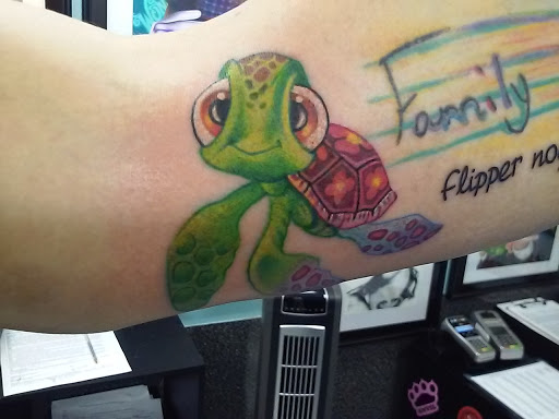 Tattoo Shop «Ft Myers Beach Tattoo Studios», reviews and photos, 1901 Estero Blvd, Fort Myers Beach, FL 33931, USA