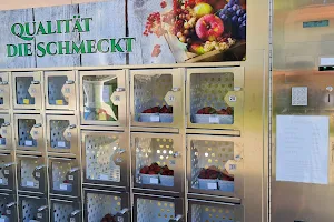 Obst, Gemüse & Eier im Automat (Obsthof Schmitt) image