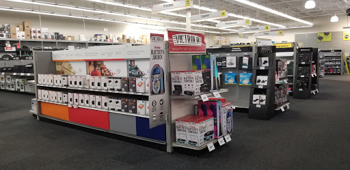 Office Supply Store «Staples», reviews and photos, 1306 E Belt Line Rd, Richardson, TX 75081, USA