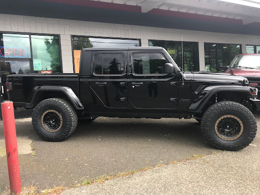 Truck Accessories Store «4 Wheel Parts - Portland - South Tabor», reviews and photos, 2700 SE 82nd Ave, Portland, OR 97266, USA