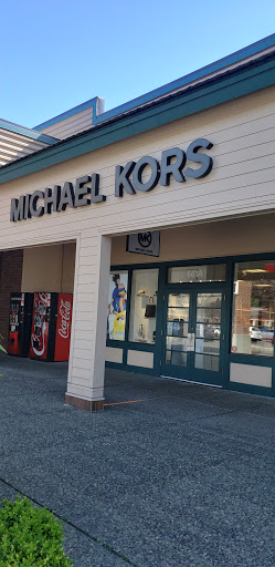 Shopping Mall «North Bend Premium Outlets», reviews and photos, 461 S Fork Ave SW, North Bend, WA 98045, USA