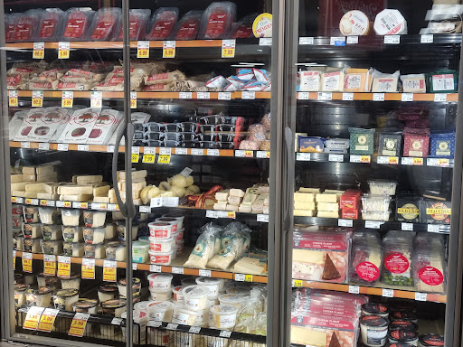 Grocery Store «Quality Food Center», reviews and photos, 7823 SE 28th St, Mercer Island, WA 98040, USA