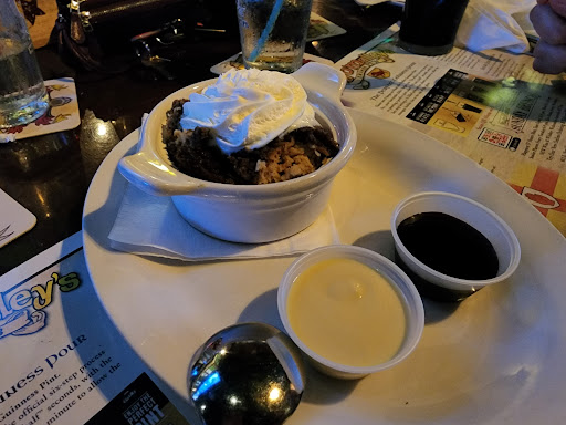 European Restaurant «Meg O’Malleys Restaurant & Irish Pub», reviews and photos, 812 E New Haven Ave, Melbourne, FL 32901, USA