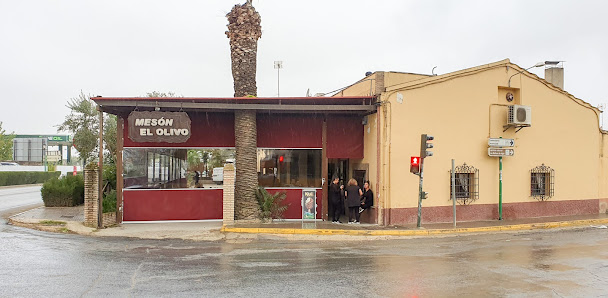 Restaurante Mesón El Olivo Carretera N-435 km 210, 21630, Huelva, España
