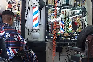 SkinHead Barber Shop image