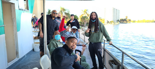 Barber Shop «Supremes Barbershop», reviews and photos, 10540 Wiles Rd, Coral Springs, FL 33076, USA