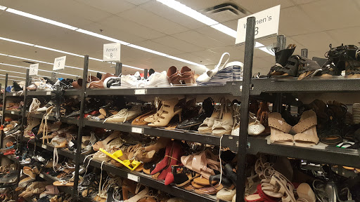 Department Store «Last Chance Clearance Store», reviews and photos, 1919 E Camelback Rd, Phoenix, AZ 85016, USA
