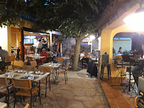 Atmosphère du Restaurant Le Refuge à Porto-Vecchio - n°12