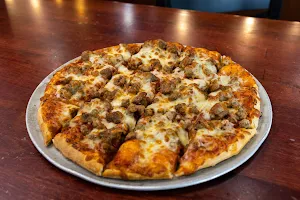 Boss' Pizza and Chicken Sports Bar image