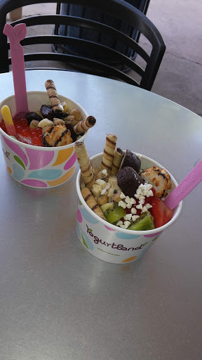 Frozen Yogurt Shop «Yogurtland», reviews and photos, 7211 Plaza Center Dr #140, West Jordan, UT 84084, USA