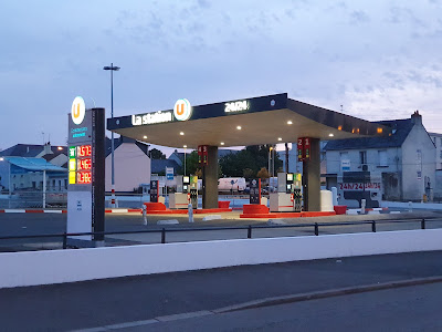Station Super U à Saint-Nazaire