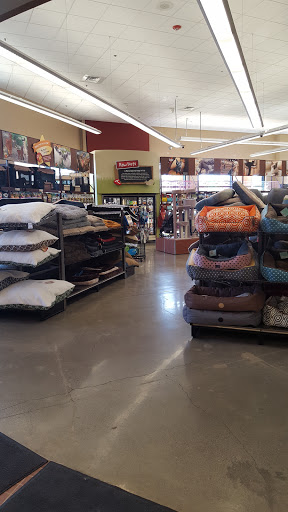 Pet Supply Store «Pet Food Express», reviews and photos, 11430 San Pablo Ave, El Cerrito, CA 94530, USA