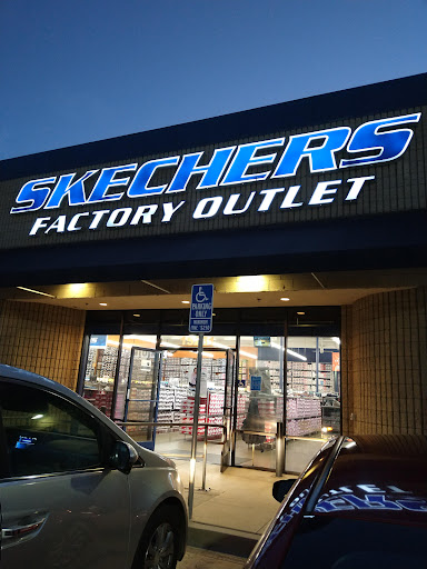 Shoe Store «SKECHERS Factory Outlet», reviews and photos, 15251 Beach Blvd, Westminster, CA 92683, USA