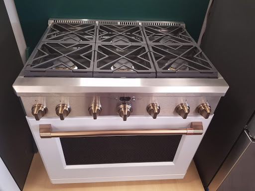 Appliance Store «Bonnycastle Appliance & TV», reviews and photos, 2460 Bardstown Rd, Louisville, KY 40205, USA