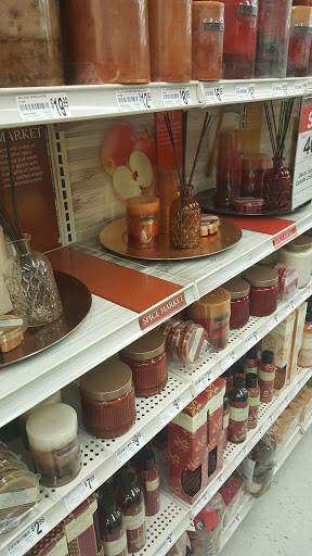 Craft Store «Michaels», reviews and photos, 540 Frandor Ave, Lansing, MI 48912, USA