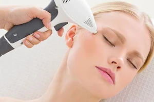 Esthetique Le Divine Skin Hair Laser Clinic image