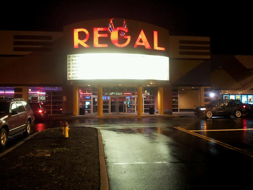 Movie Theater «Regal Cinemas Eastview Mall 13», reviews and photos, 70 Eastview Mall Drive, Victor, NY 14564, USA