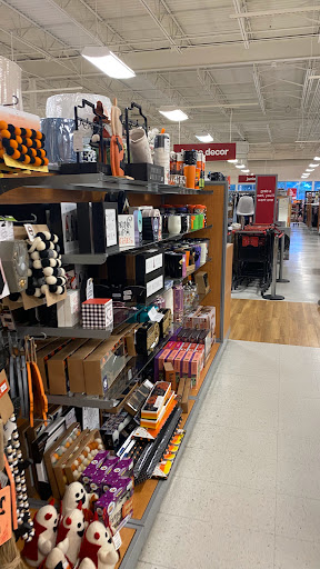 Department Store «T.J. Maxx», reviews and photos, 16920 US-441, Mt Dora, FL 32757, USA