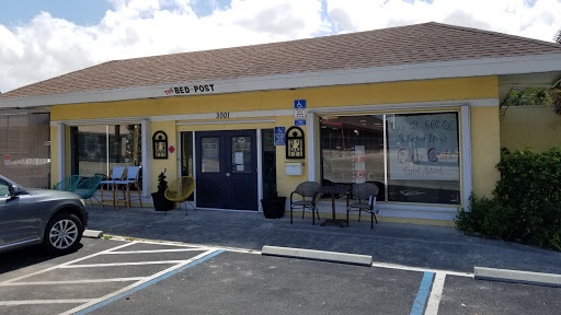Furniture Store «Bed Post Discount Furniture Store», reviews and photos, 3001 NE 6th Ave, Wilton Manors, FL 33334, USA