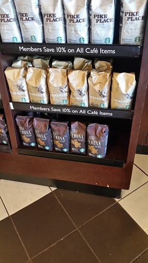 Book Store «Barnes & Noble», reviews and photos, 55 Parsonage Rd, Edison, NJ 08837, USA