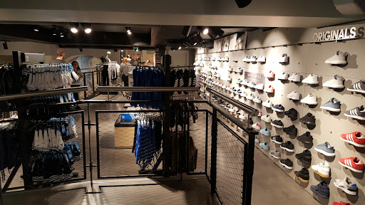 adidas Store Stockholm, Sveavagen