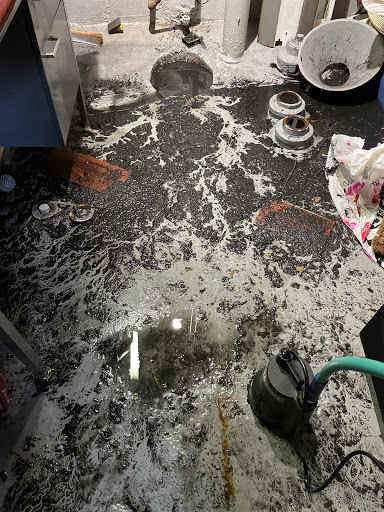 Plumber «Roto-Rooter Plumbing & Drain Services», reviews and photos, 65 Irving St, Jersey City, NJ 07307, USA